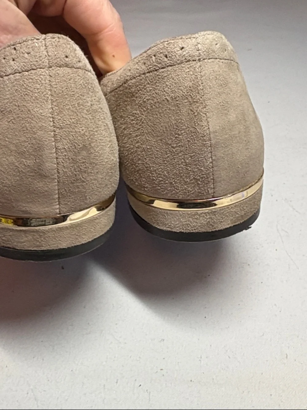 Vince Camuto Taupe Suede Tassel Loafers Size 7.5